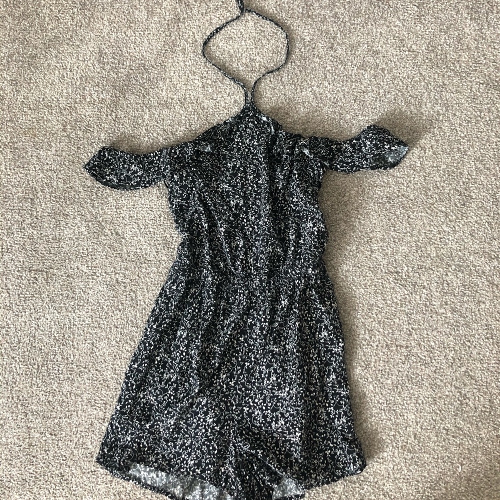 Hollister romper